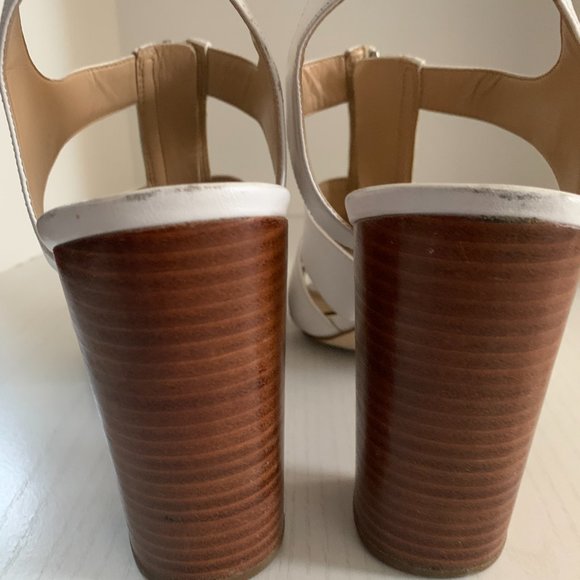 MICHAEL KORS Chunky Heel Open Toe Sandals - Picture 7 of 8